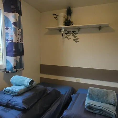 Sea-renity Lakeside Met Jacuzzi