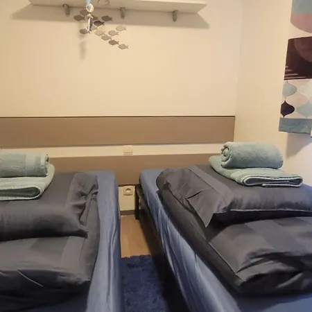 Alpstuga Sea-renity Lakeside Met Jacuzzi *